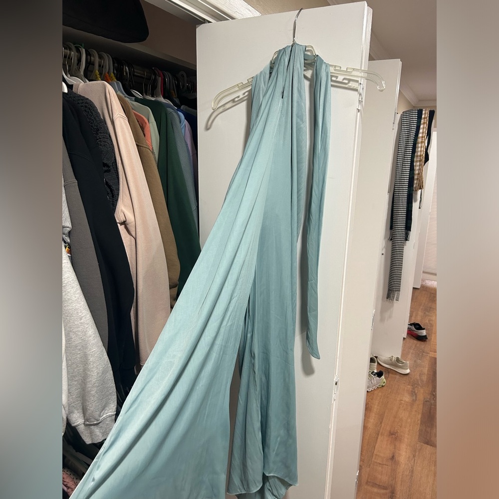 Tie around the neck satin jumpsuit